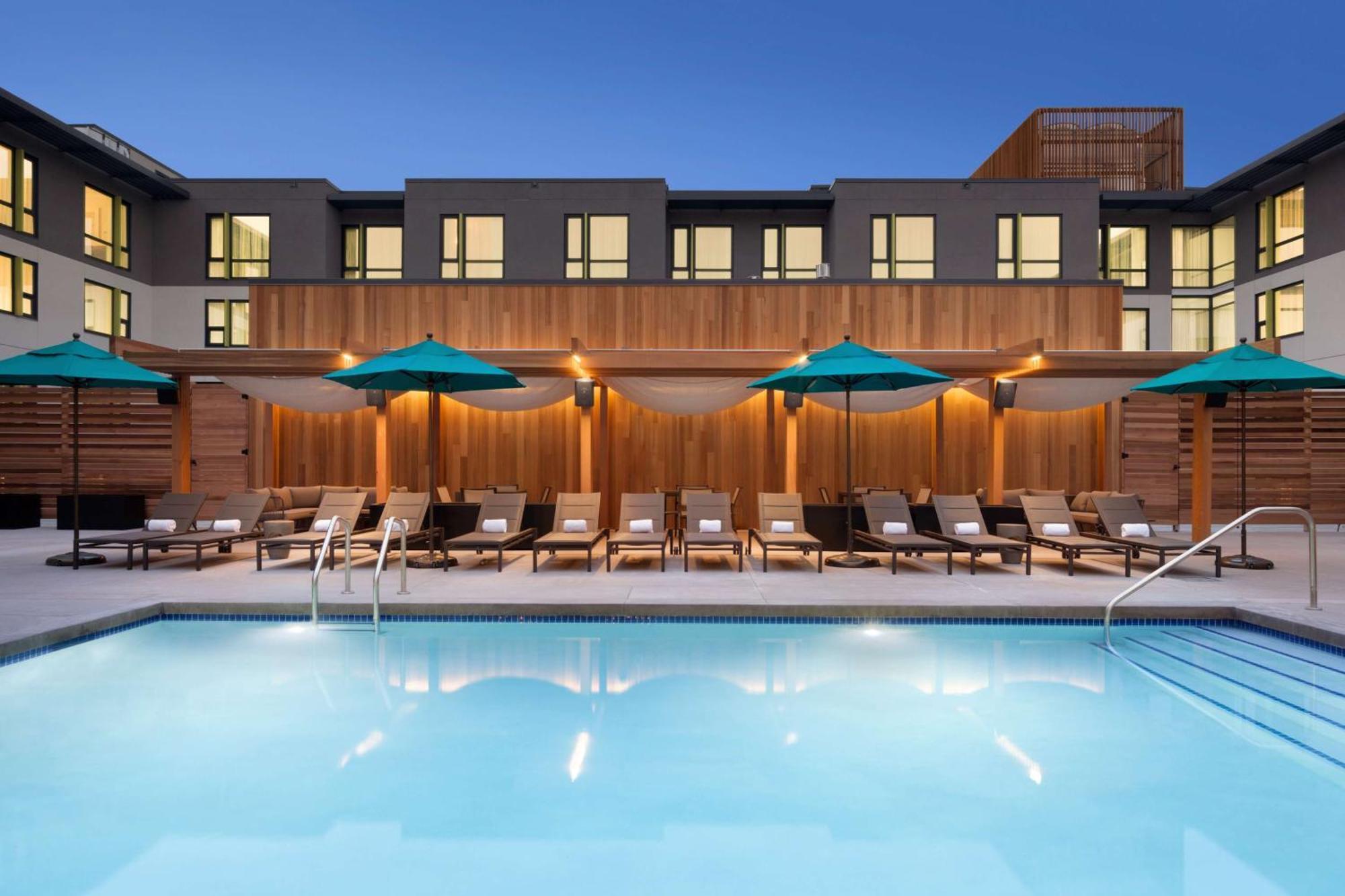 Hilton Garden Inn Боулдер Екстер'єр фото
